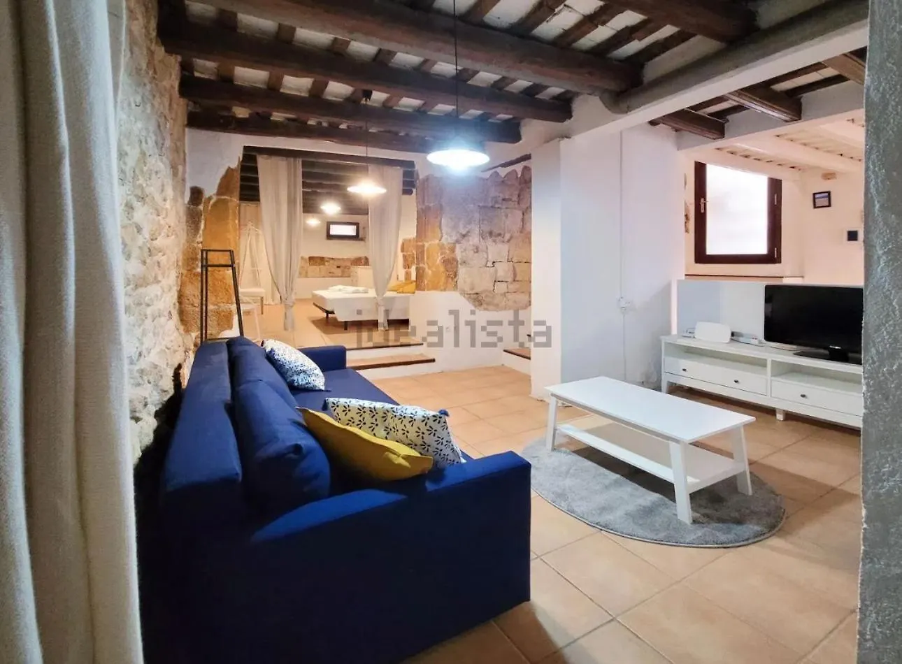 Kubala Apartament Casc Antic Таррагона